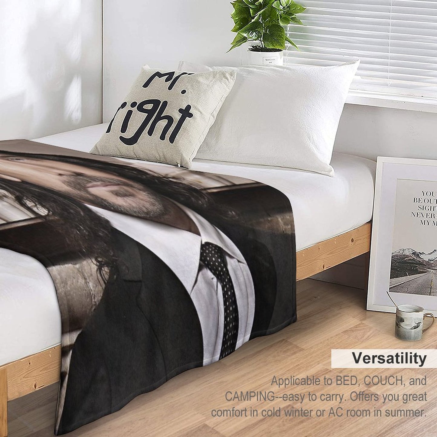 Empatlis Marco Continua American Tour 2019 Throw Blanket