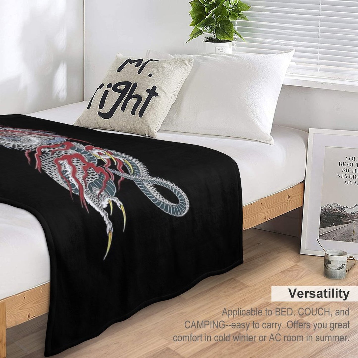 Kiryu Kazuma - Dragon of Dojima (Yakuza) Throw Blanket