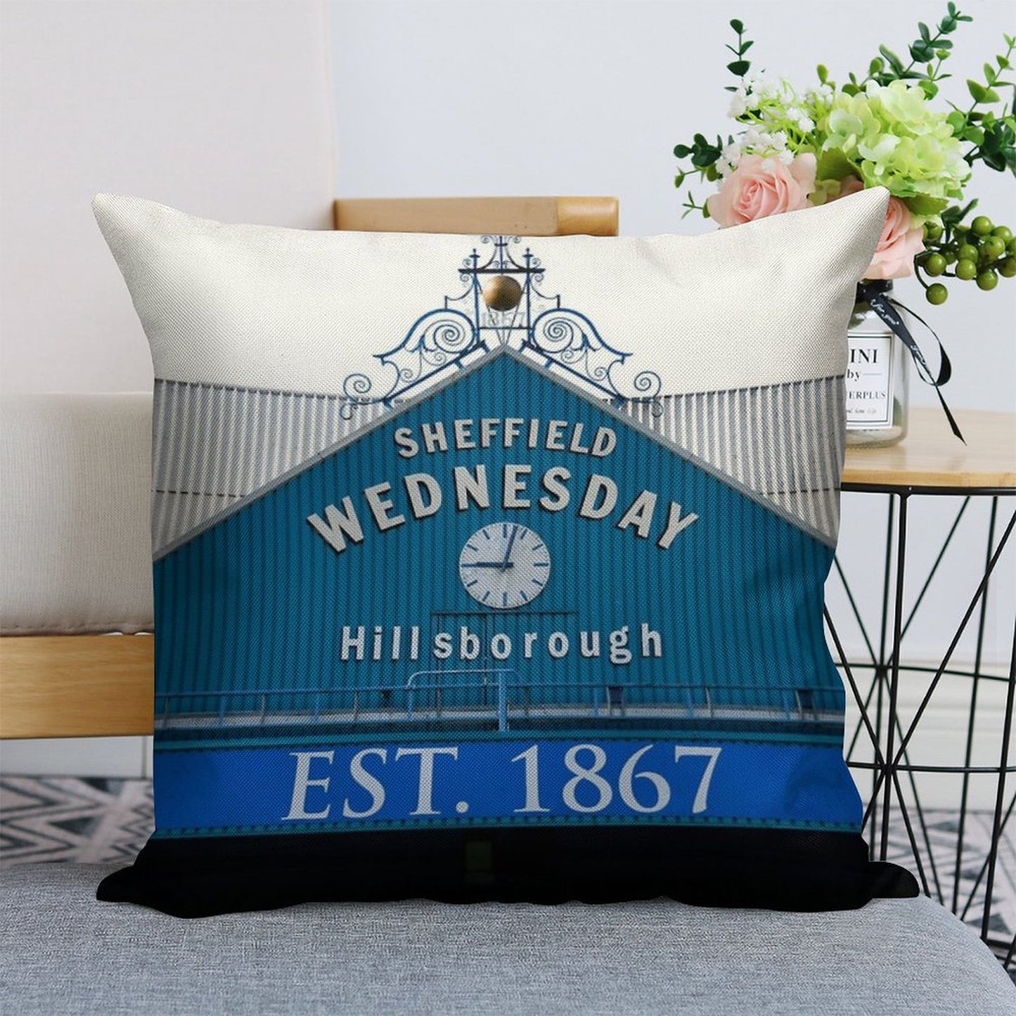 Sheffield Wednesday Famous Clock Linen Throw Pillow Cover