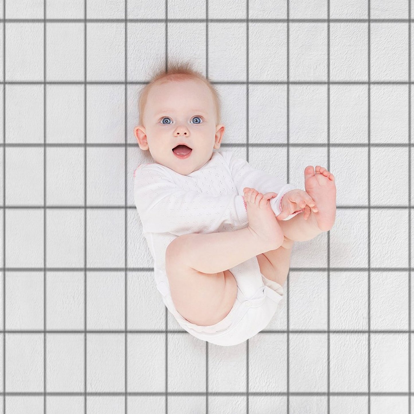 Grid White Gray Throw Blanket