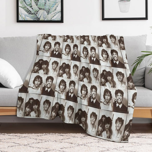 Sturniolo Triplets Photo Booth Throw Blanket