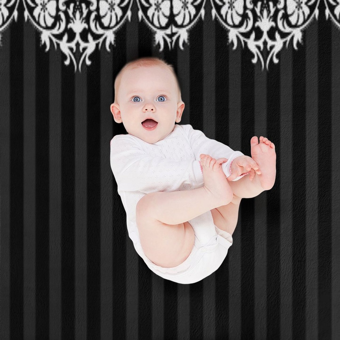 Black And White Damask Pattern Throw Blanket