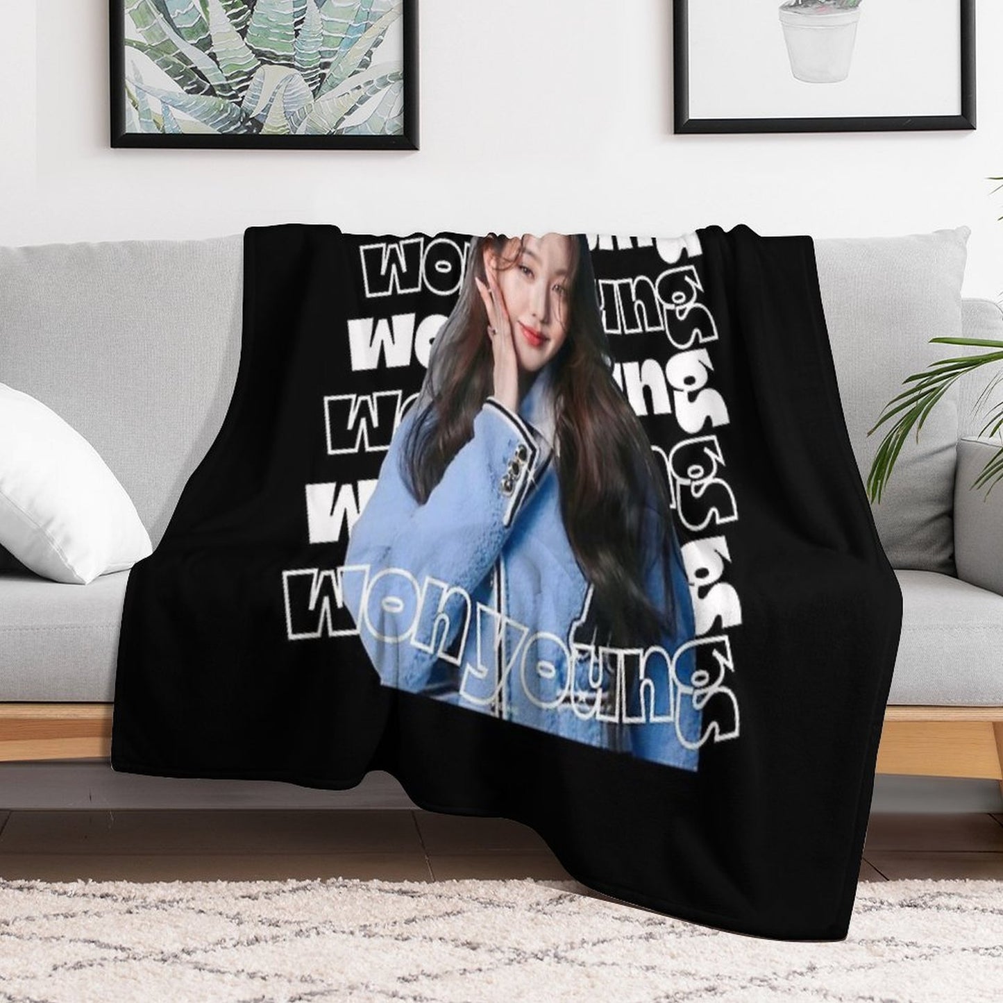 Wonyoung Throw Blanket
