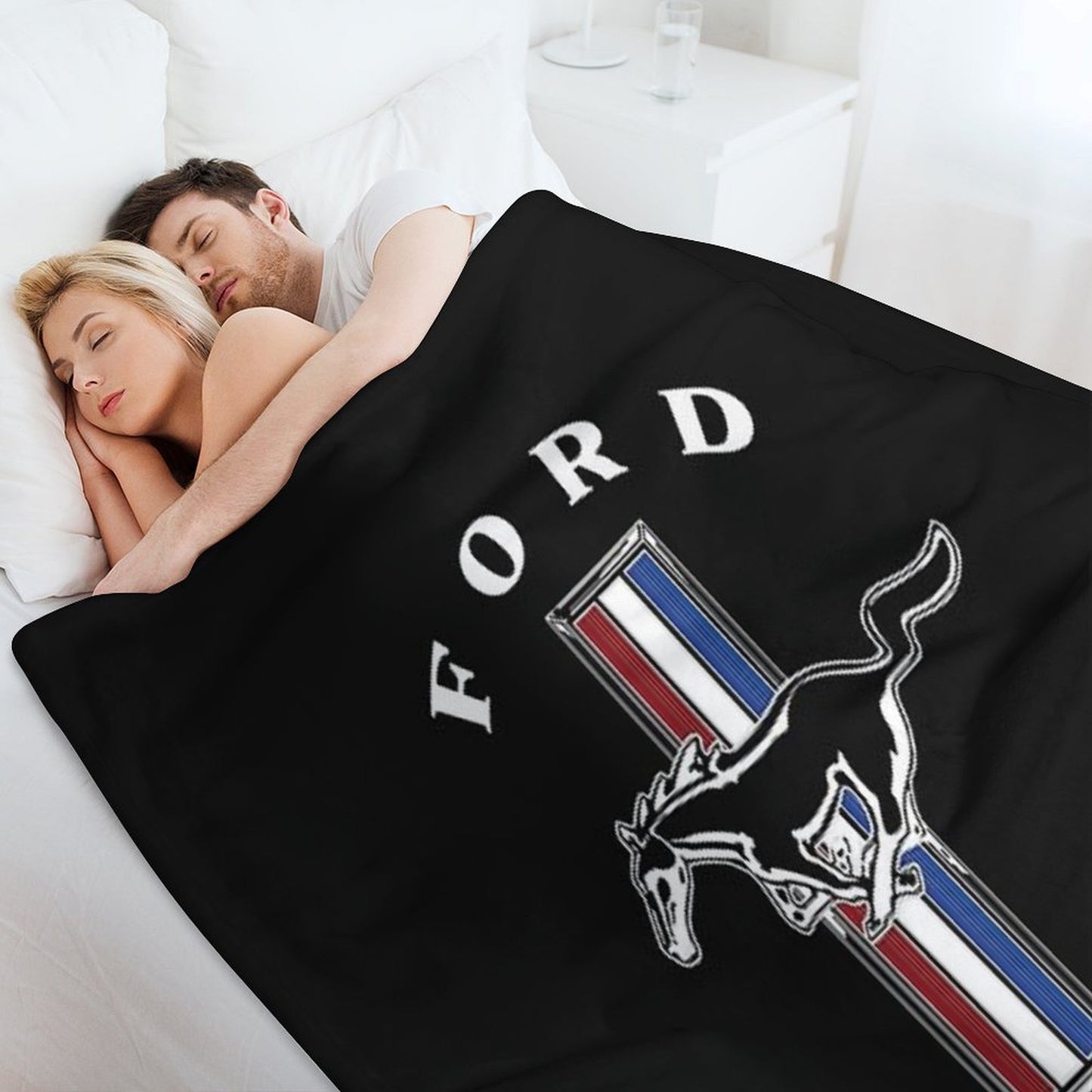 Ford Mustang Logo COLOUR Throw Blanket