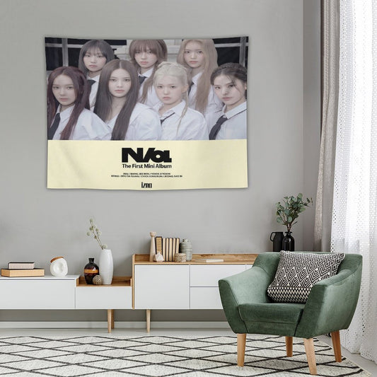 Izna - Na (Romanized) Tapestry