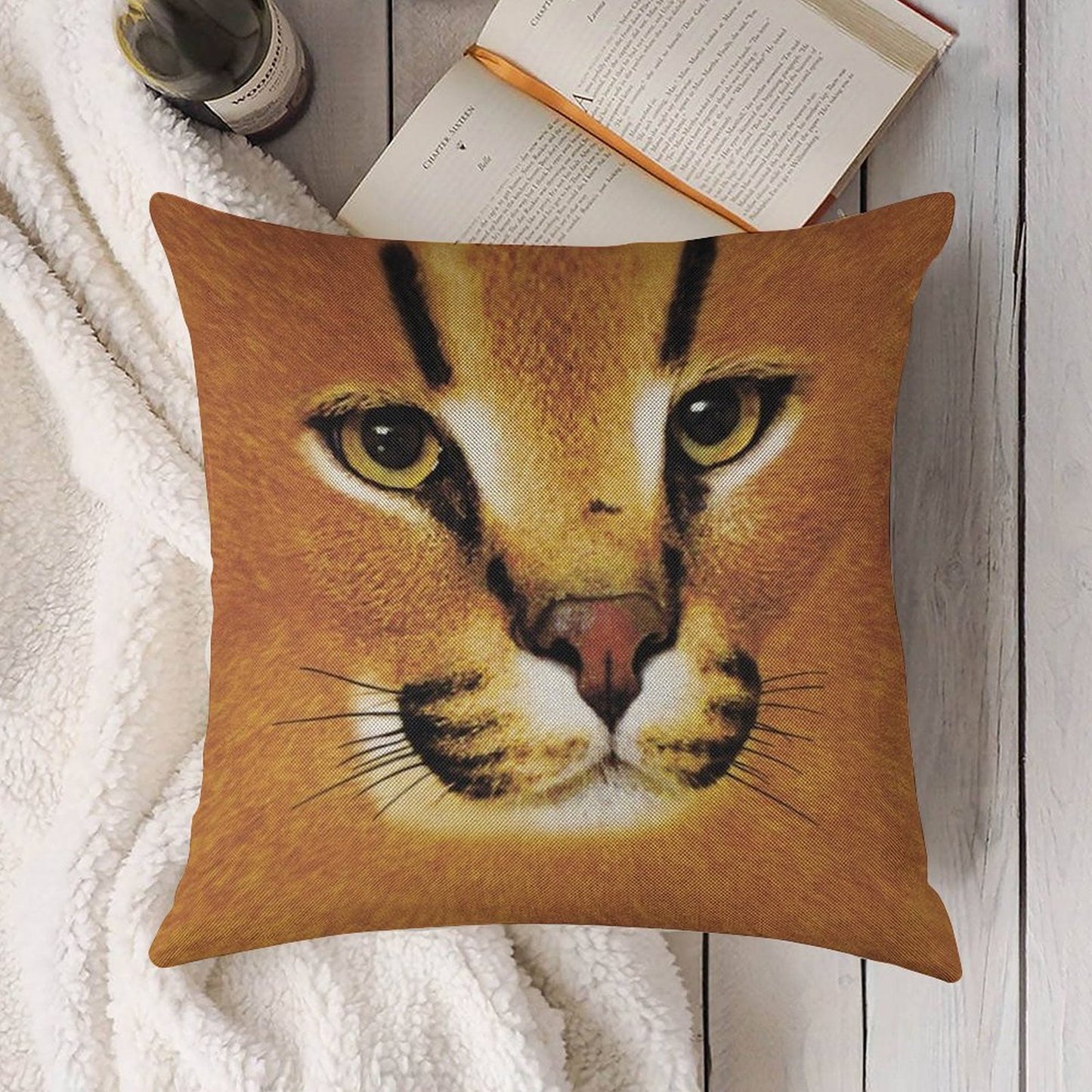 Big Floppa Face Linen Throw Pillow Cover