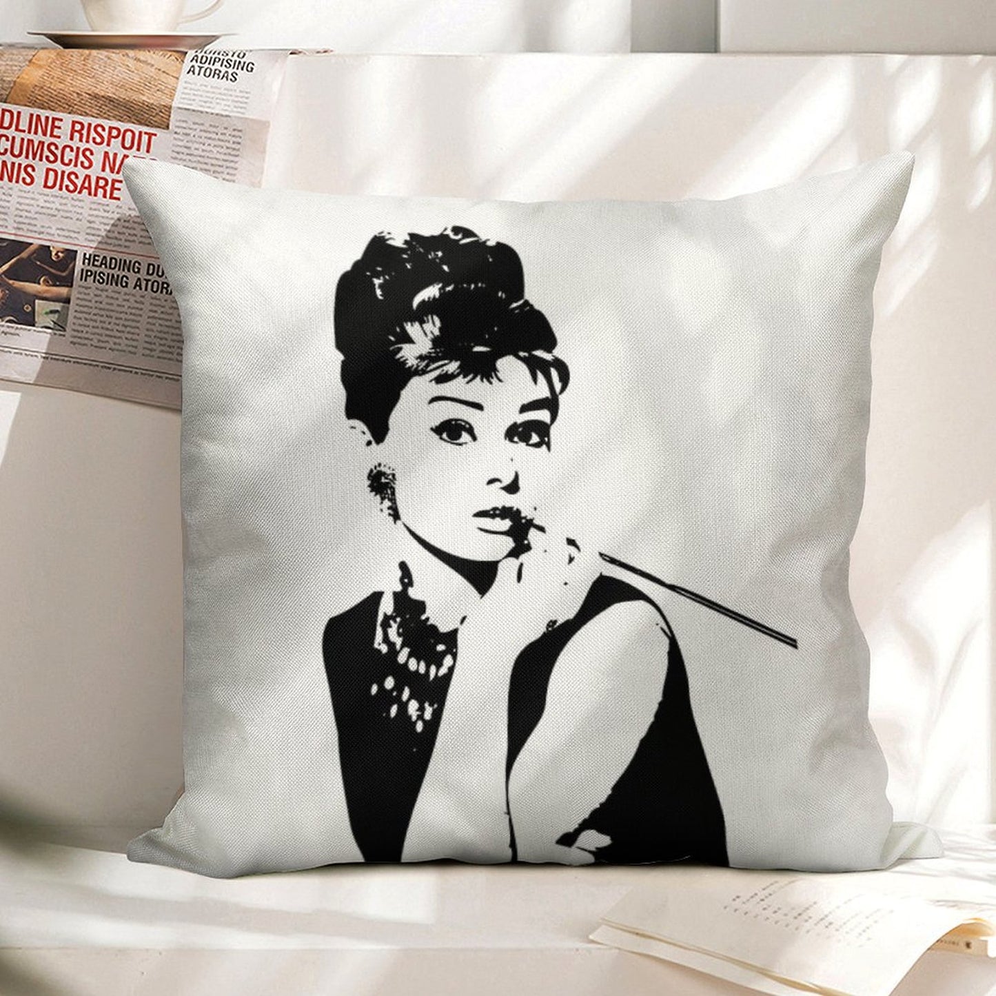 Audrey Hepburn - An Icon Linen Throw Pillow Cover