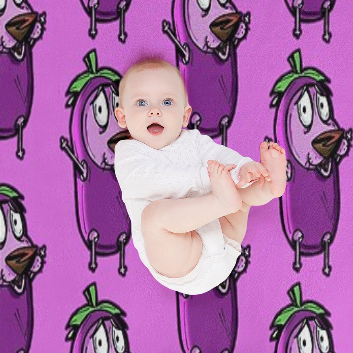 Courage The Cowardly Dog™ in The Great Eggplant Costume Throw Blanket