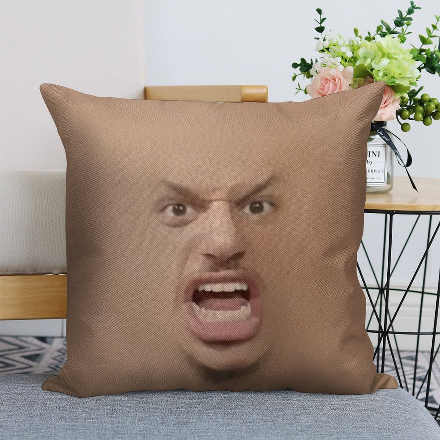 Eric Andre Yelling Linen Throw Pillow Cover