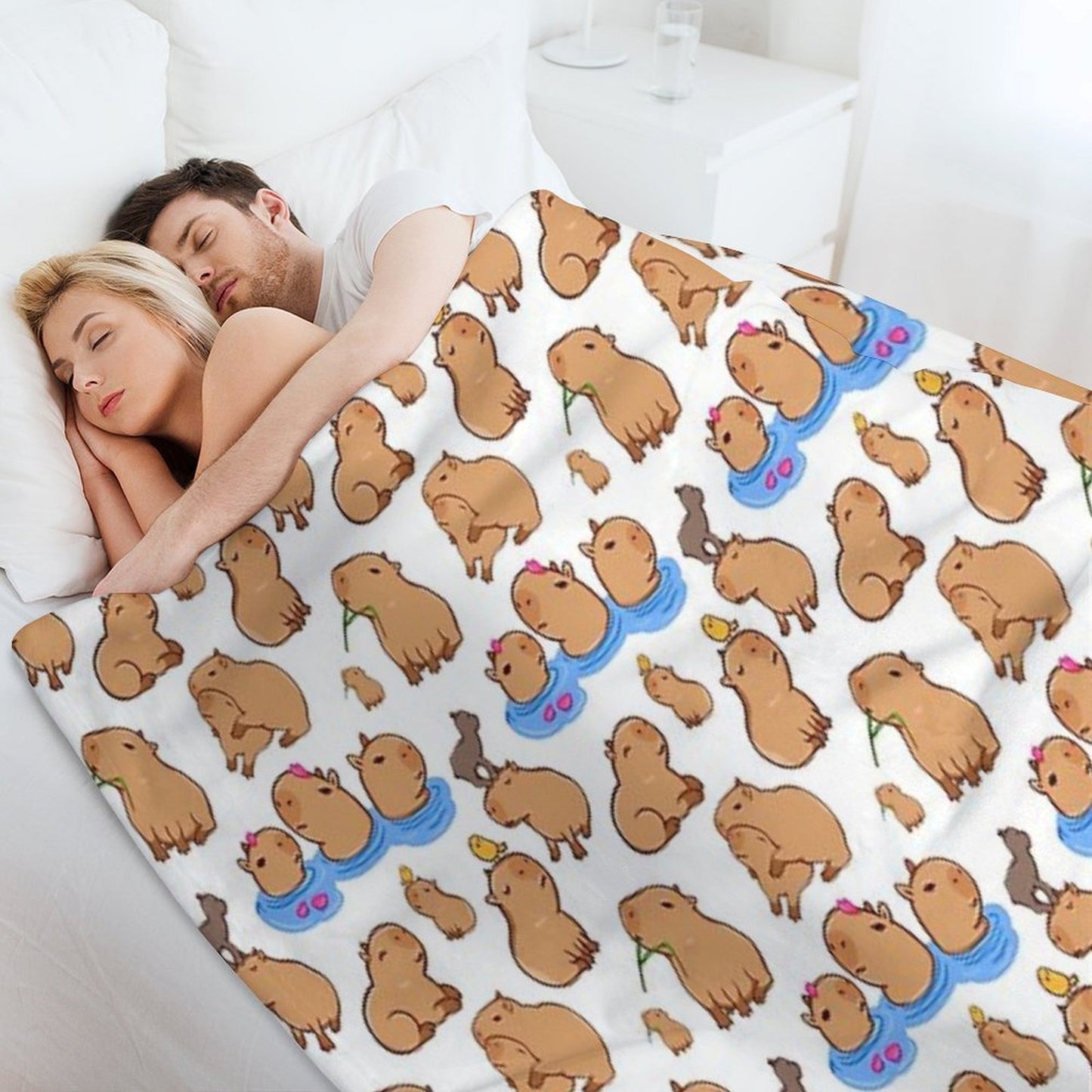 Capybara Pattern Throw Blanket