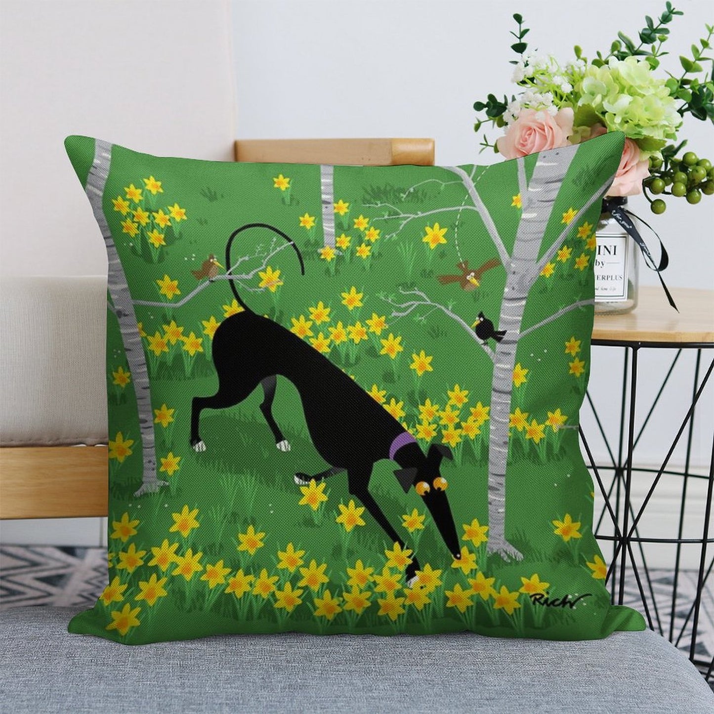 Daffodil Hound Linen Throw Pillow Cover