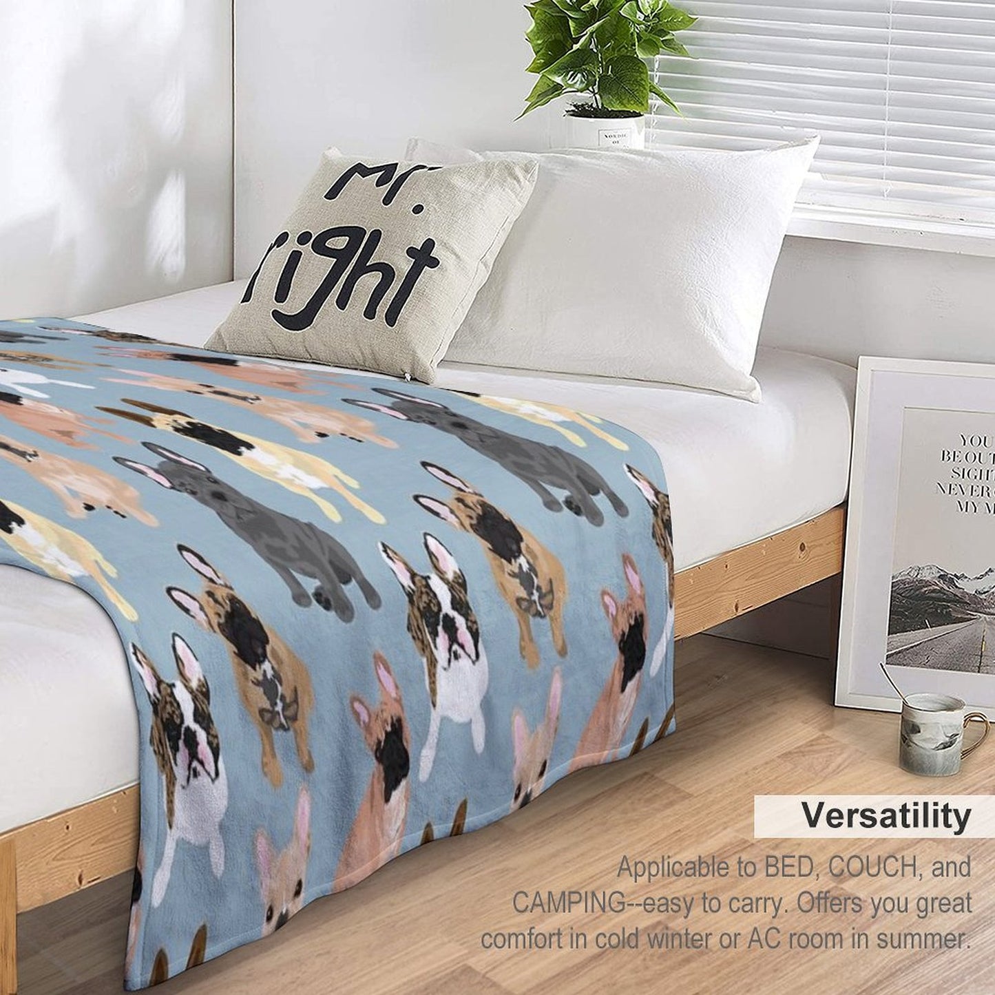 FRENCH BULLDOGS Throw Blanket