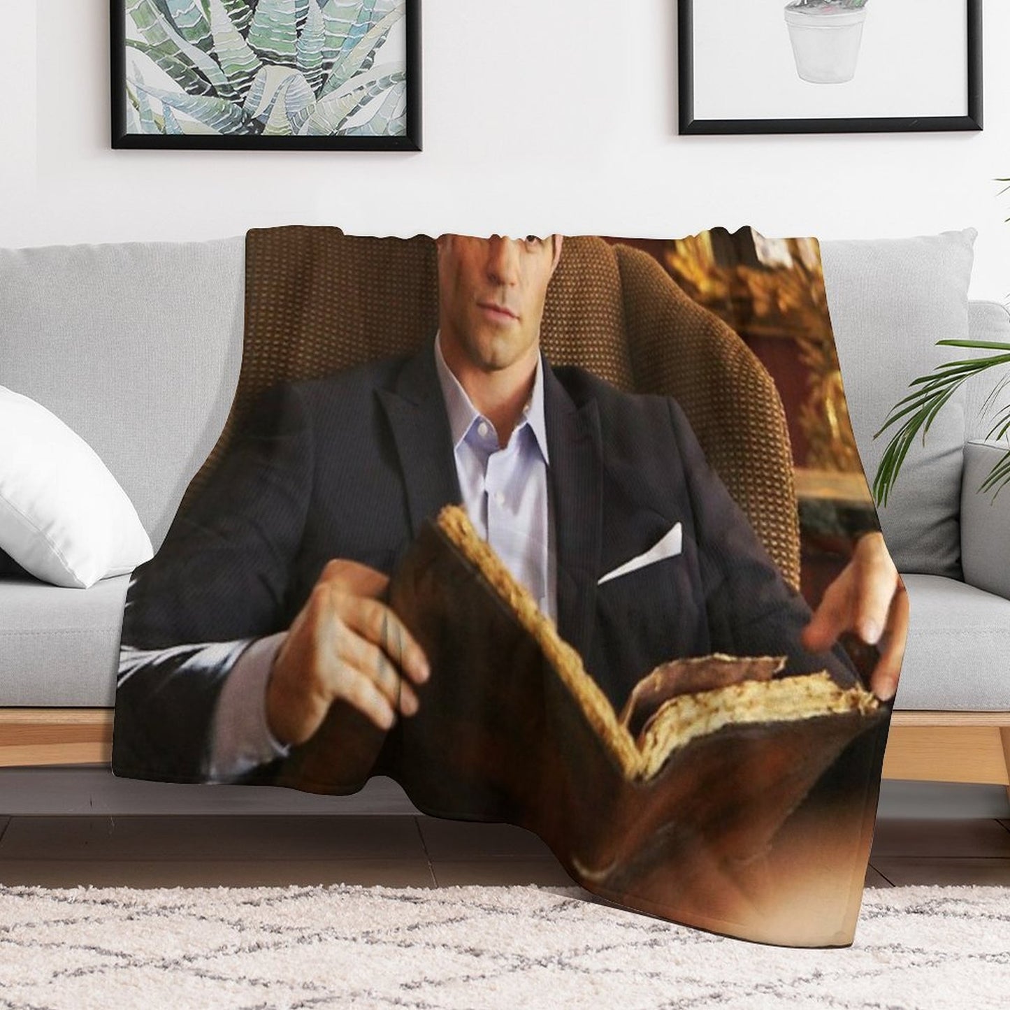Elijah Mikaelson Throw Blanket