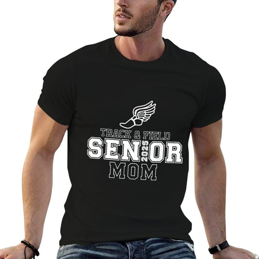 Track & Field Senior Mom 2025 Graduation Year T-Shirt