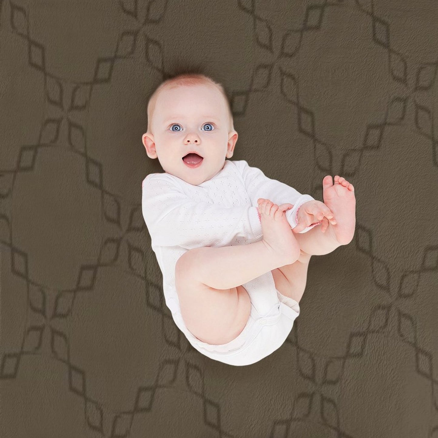 Circle Chain of Gray Mixed with Light Brown Throw Blanket