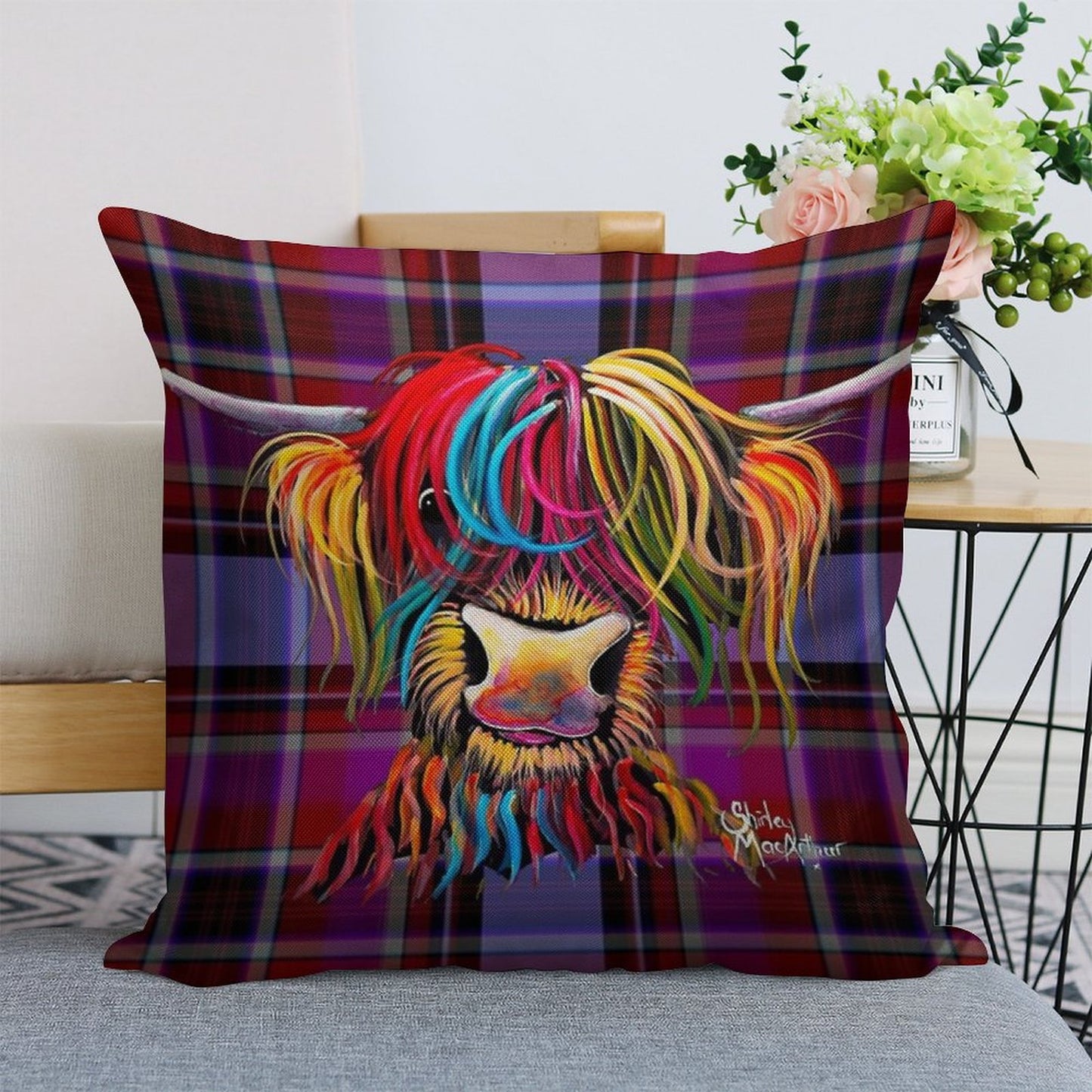 SCoTTiSH HiGHLaND CoW ' TaRTaN NeLLY P ' by SHiRLeY MacARTHuR Linen Throw Pillow Cover