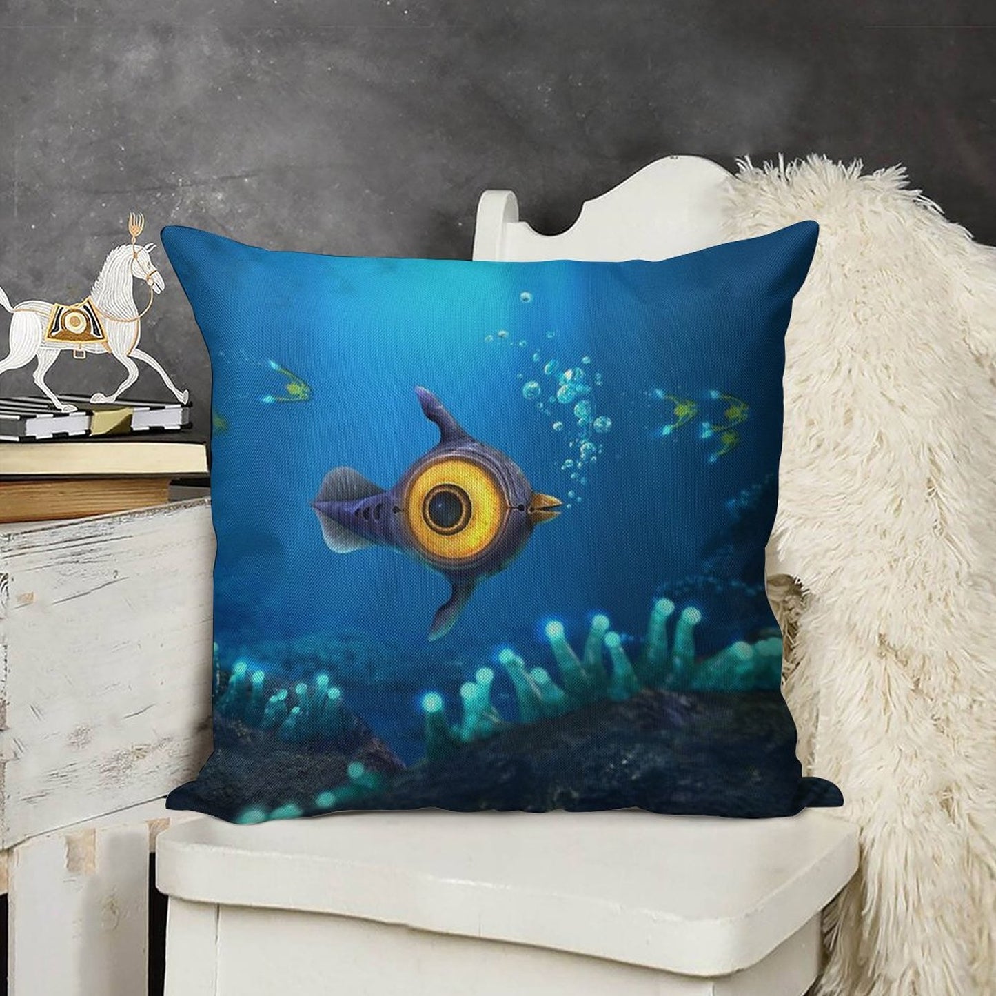 Peeper Linen Throw Pillow Cover