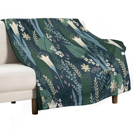 Wonderful Mid-Century Style Evening Lily And Wildflower Pattern Throw Blanket