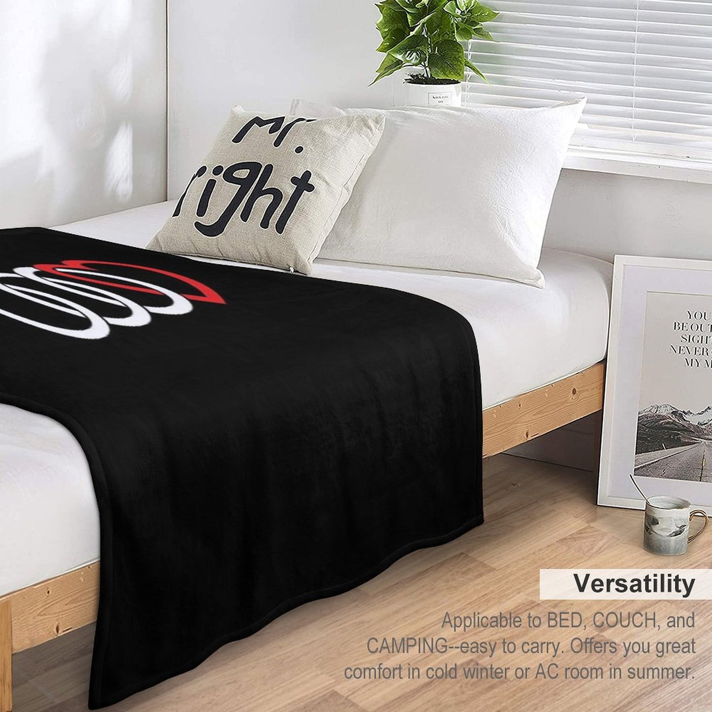 Audi Love (Dark) Throw Blanket