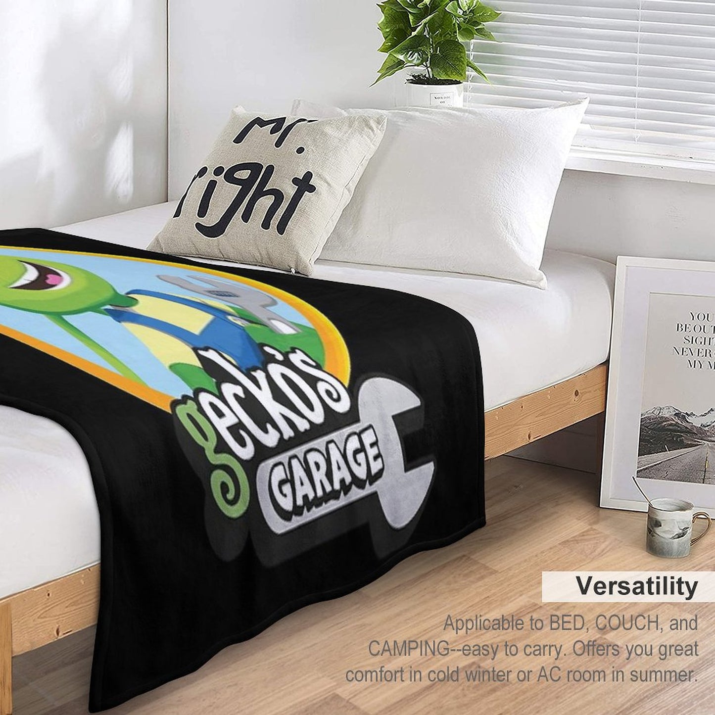 Kids Garage Gecko's GG Throw Blanket