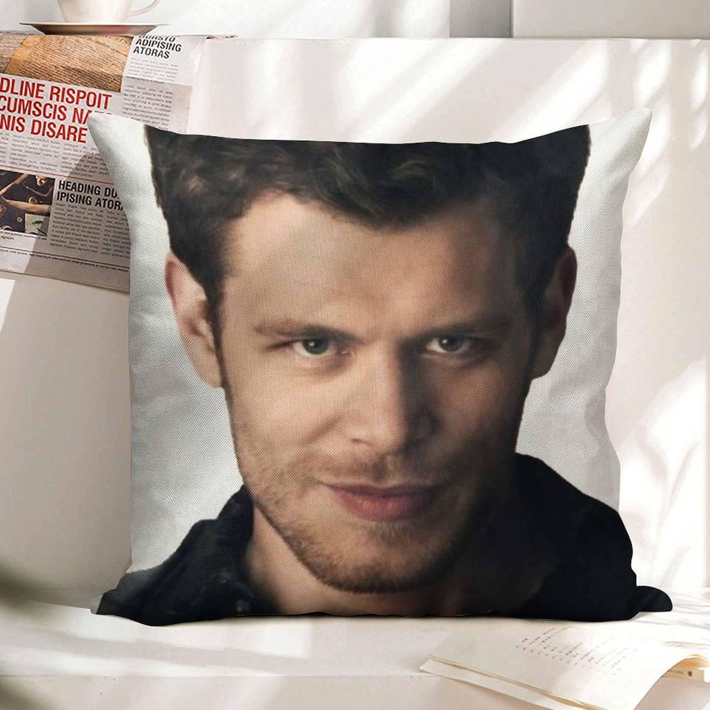 Hardest Original  Klaus Linen Throw Pillow Cover