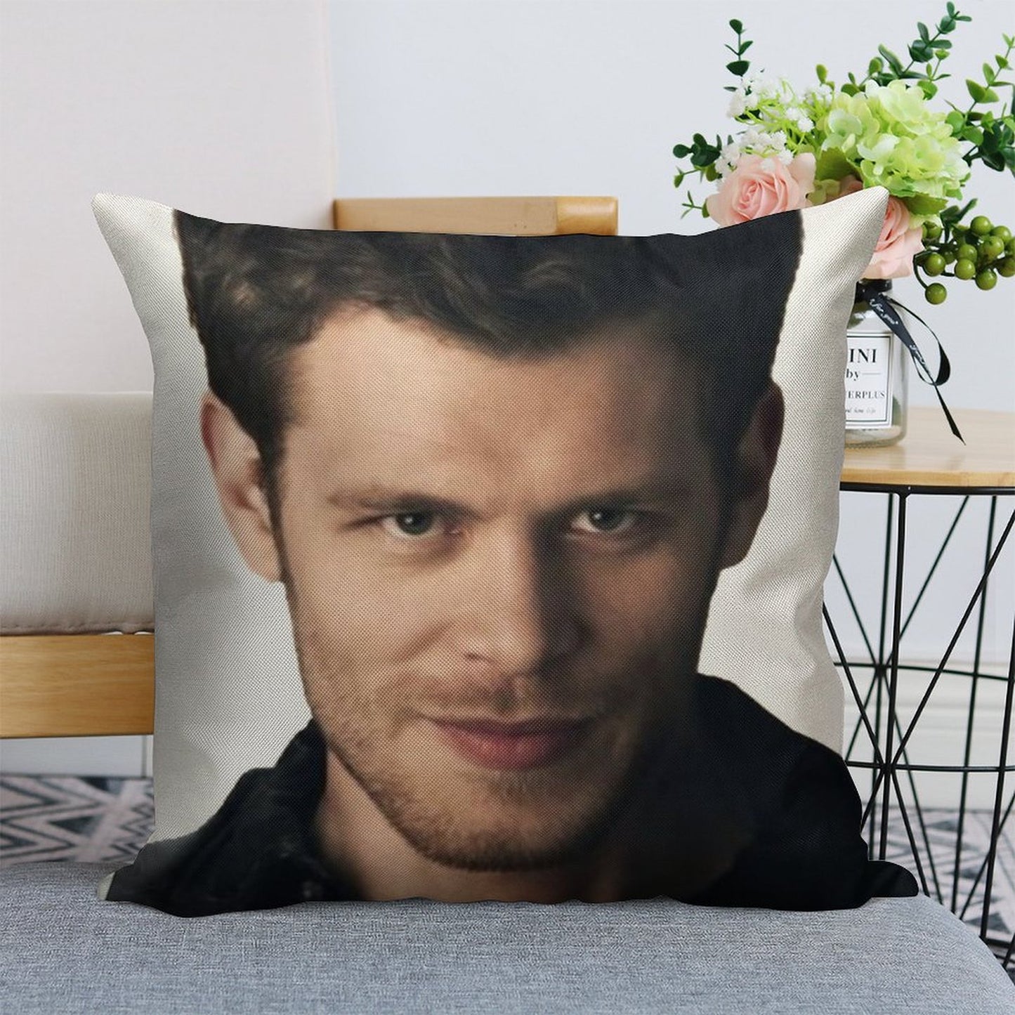 Hardest Original  Klaus Linen Throw Pillow Cover