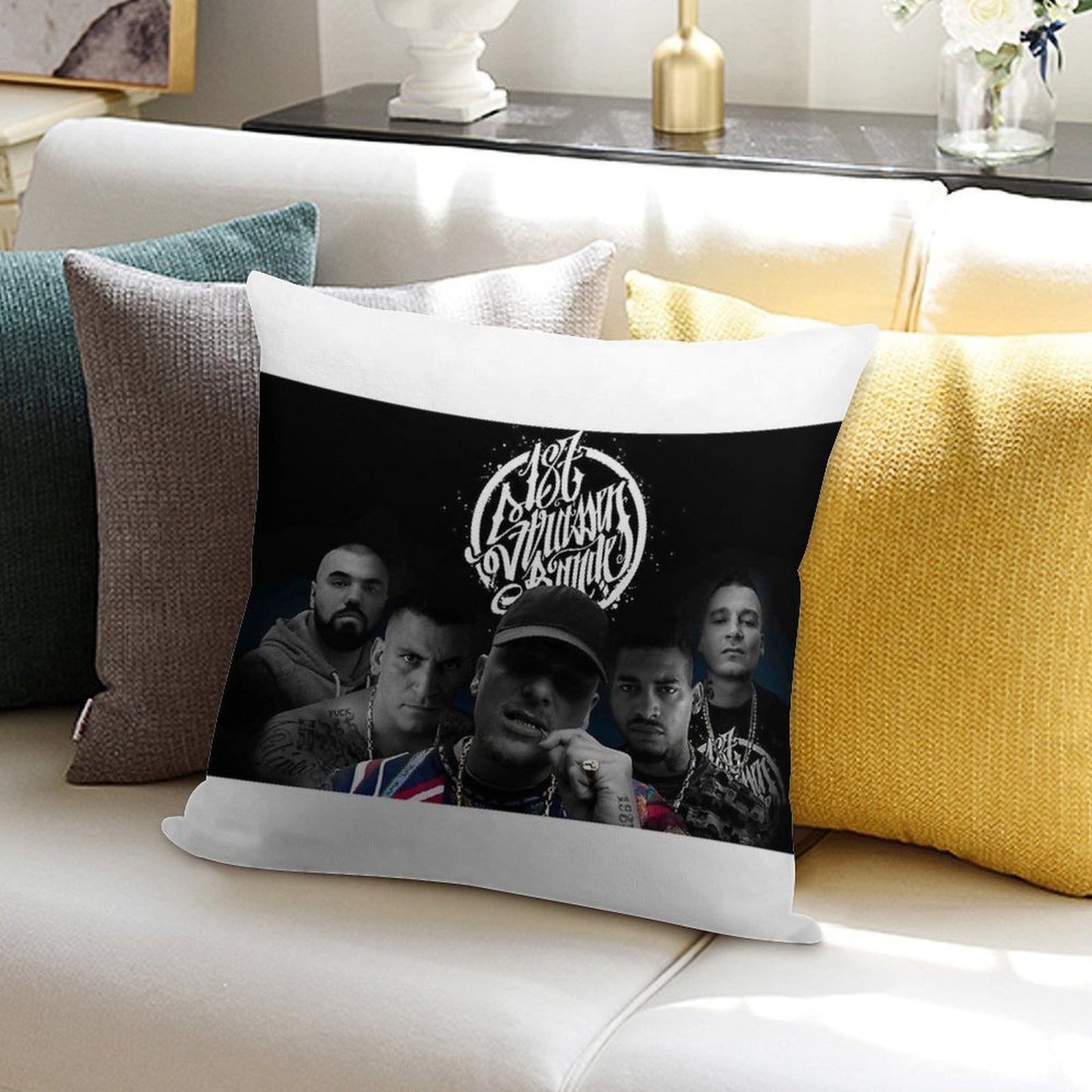 187-Strassenbande Soft Short Plush Fabric Throw Pillow