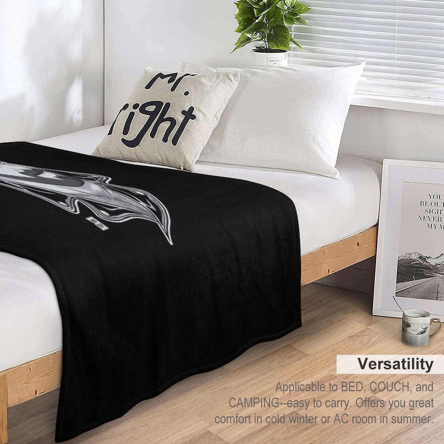 ADAM LIKES LEATHER - BLACK AND WHITE Throw Blanket