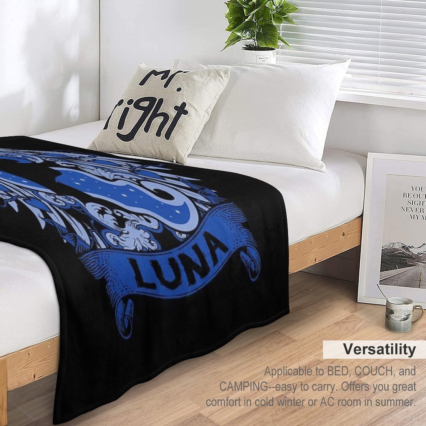 LUNA - LIMITED EDITION Throw Blanket