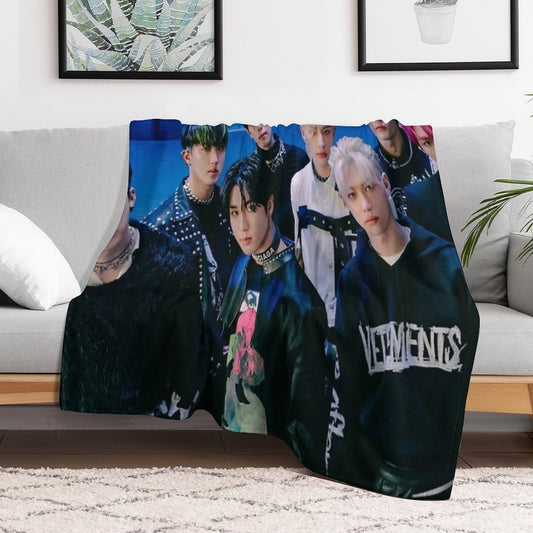 # Skz ☆ Throw Blanket