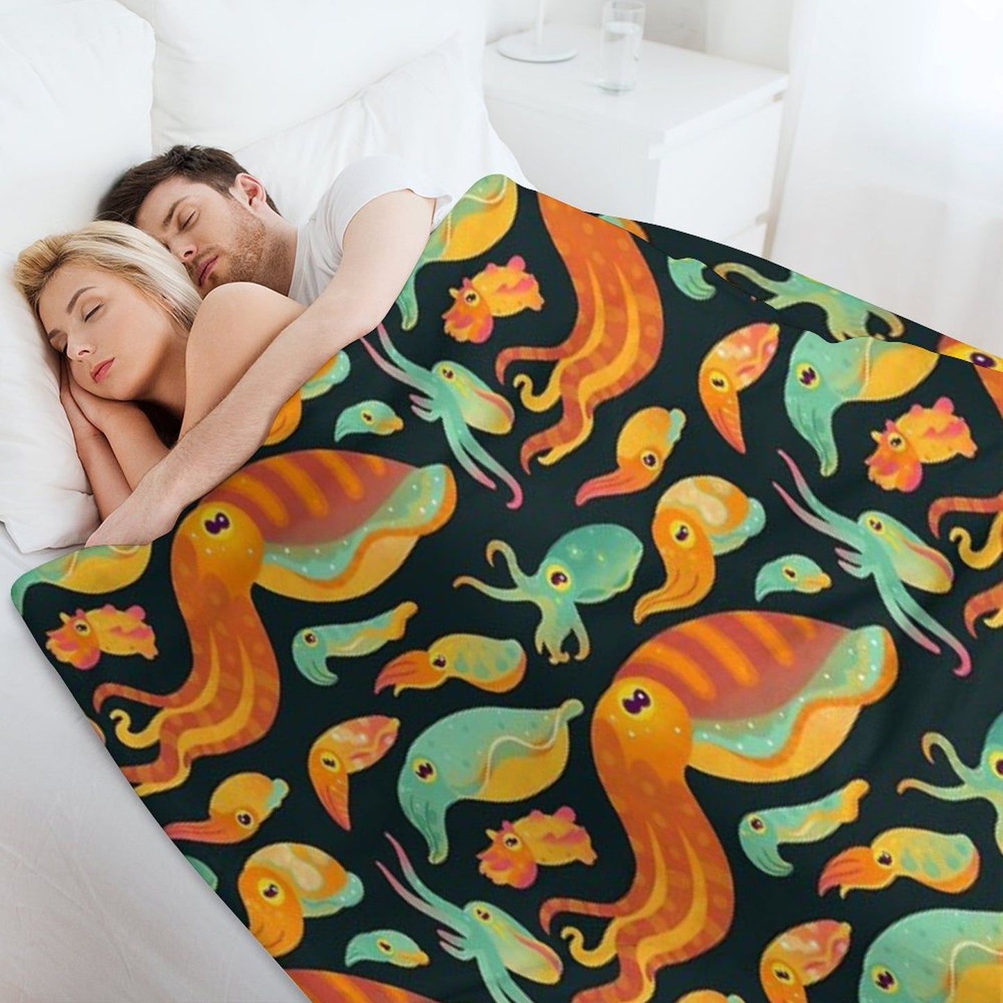 Cuttlefish - Dark Throw Blanket