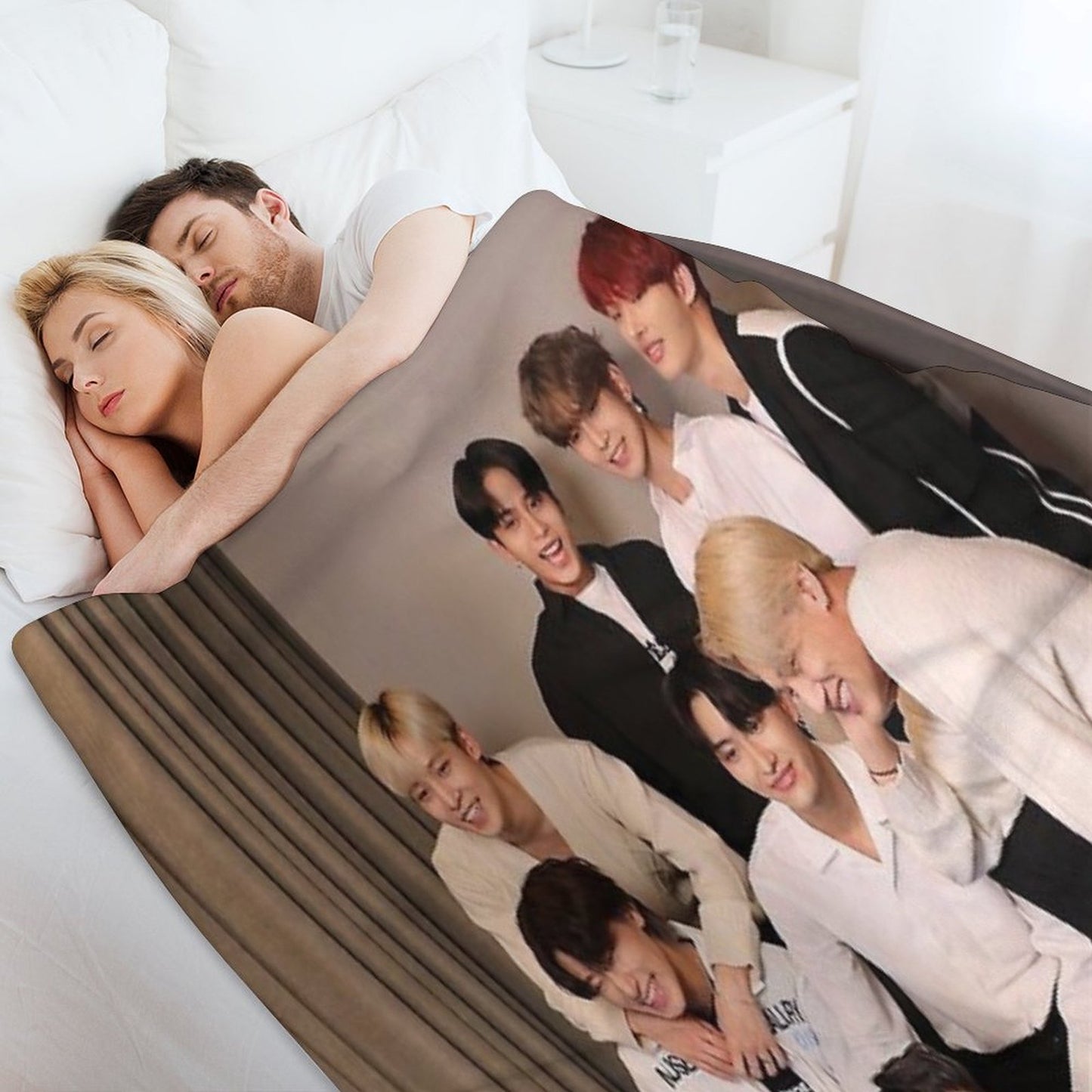 Ateez Anniversary Throw Blanket