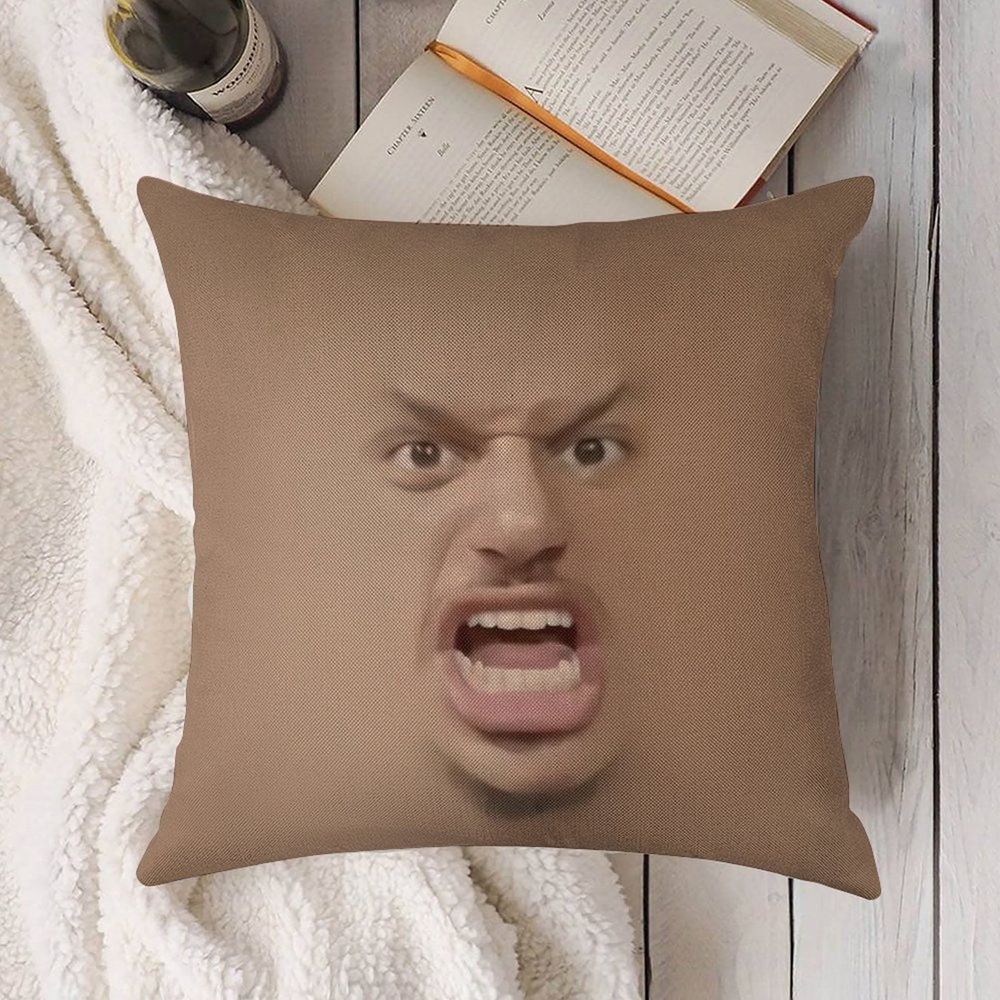 Eric Andre Yelling Linen Throw Pillow Cover