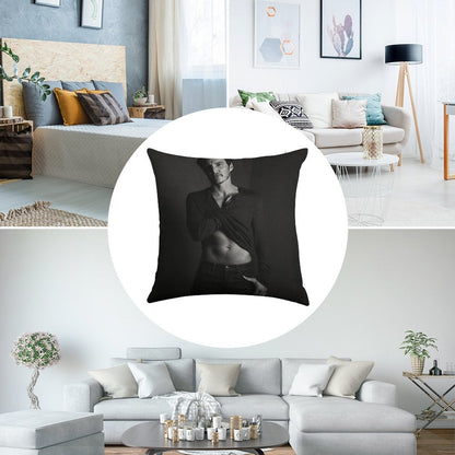 Pedro Pascal - BW I Linen Throw Pillow Cover