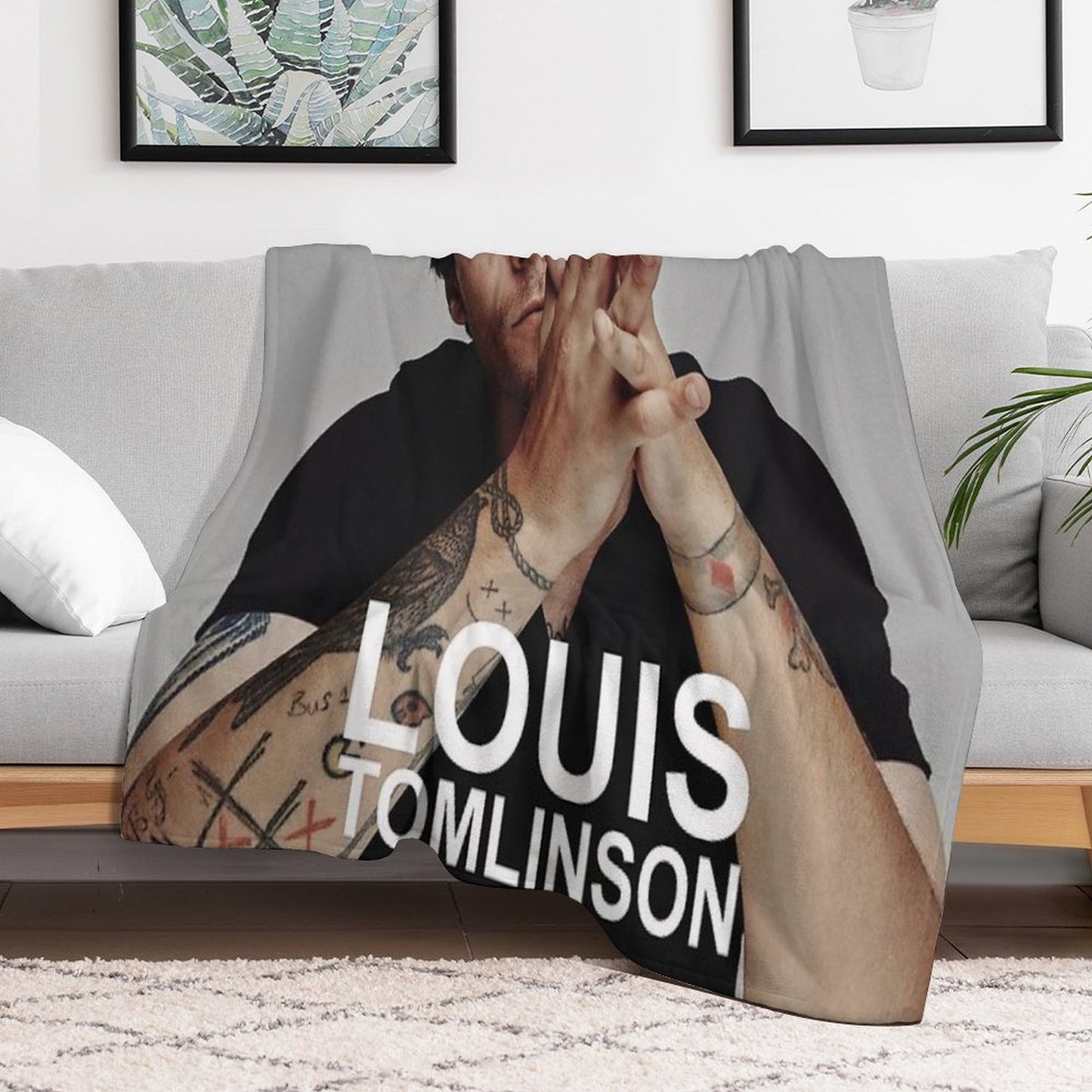 Gadjah New Tomlinson Walls American Tour 2020 Throw Blanket