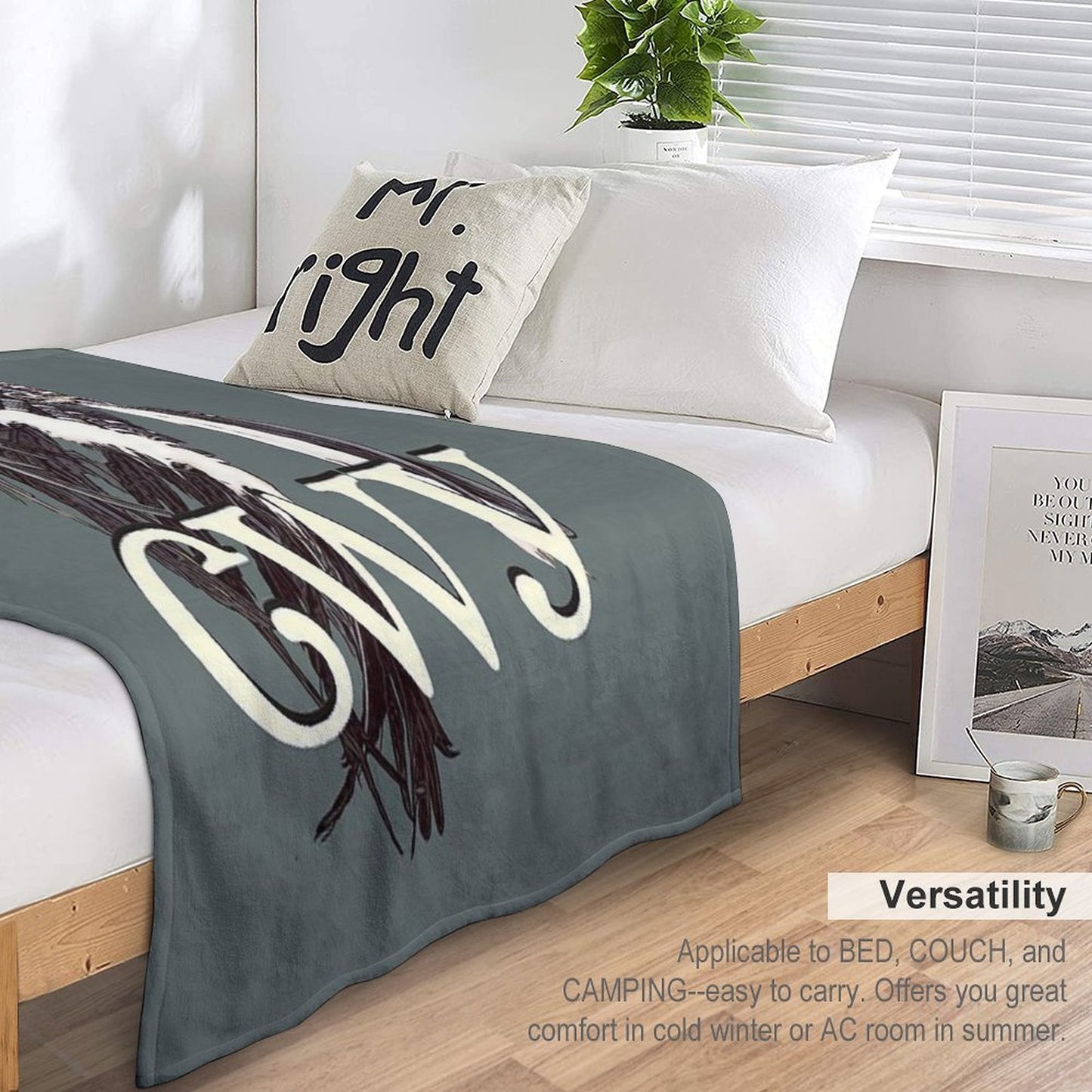 Cherokee (Cherokee Language) Headdress Throw Blanket