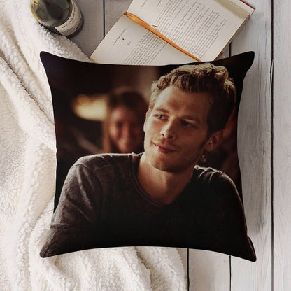 Klaus Mikaelson Linen Throw Pillow Cover