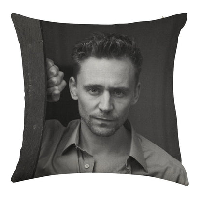 Tom Hiddleston Linen Throw Pillow Cover