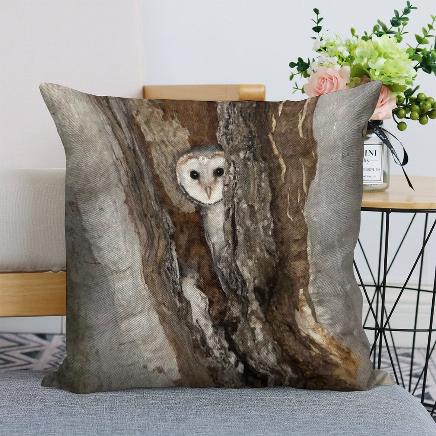 Barn Owl Peekaboo Linen Throw Pillow Cover