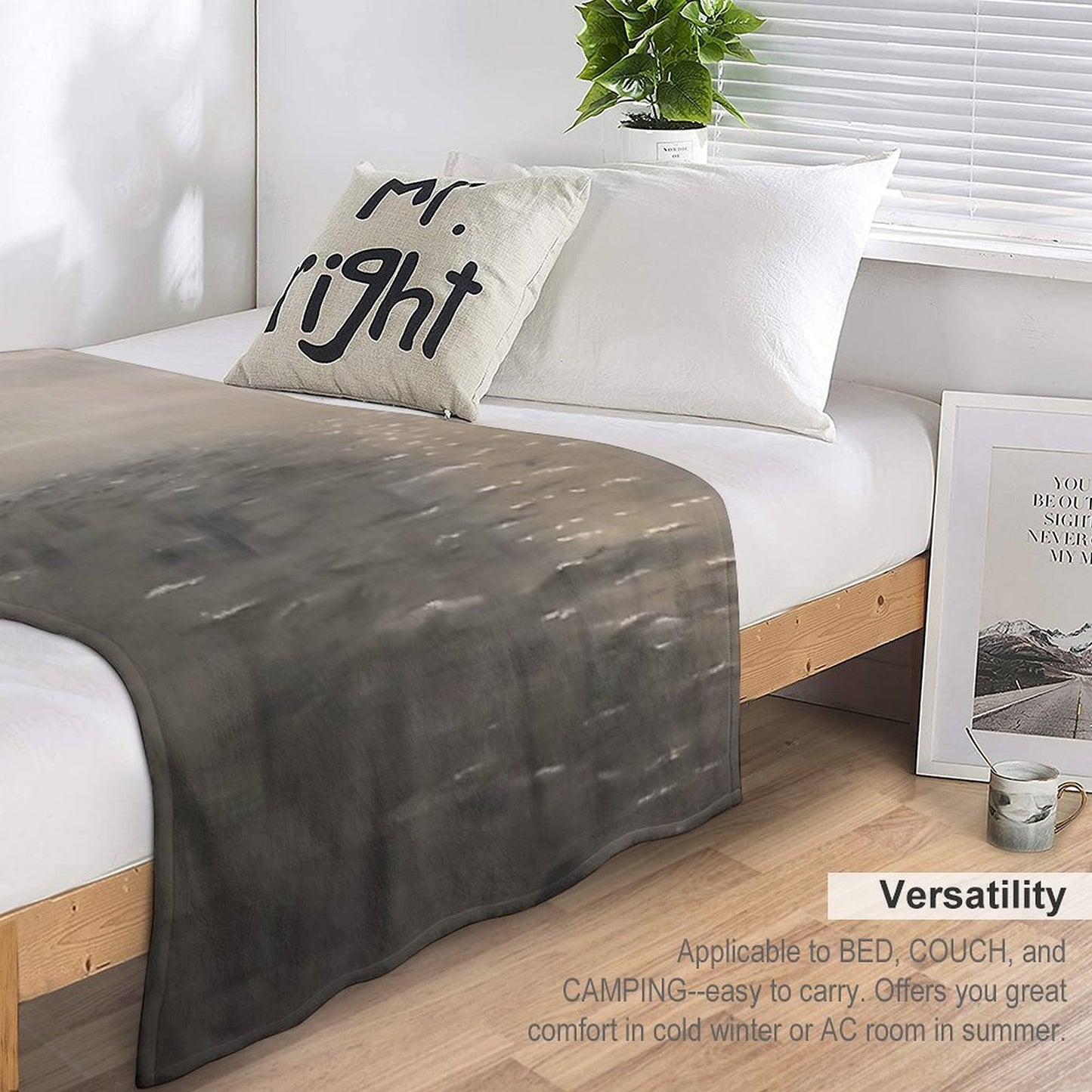 Meersehn by SLoMo Throw Blanket