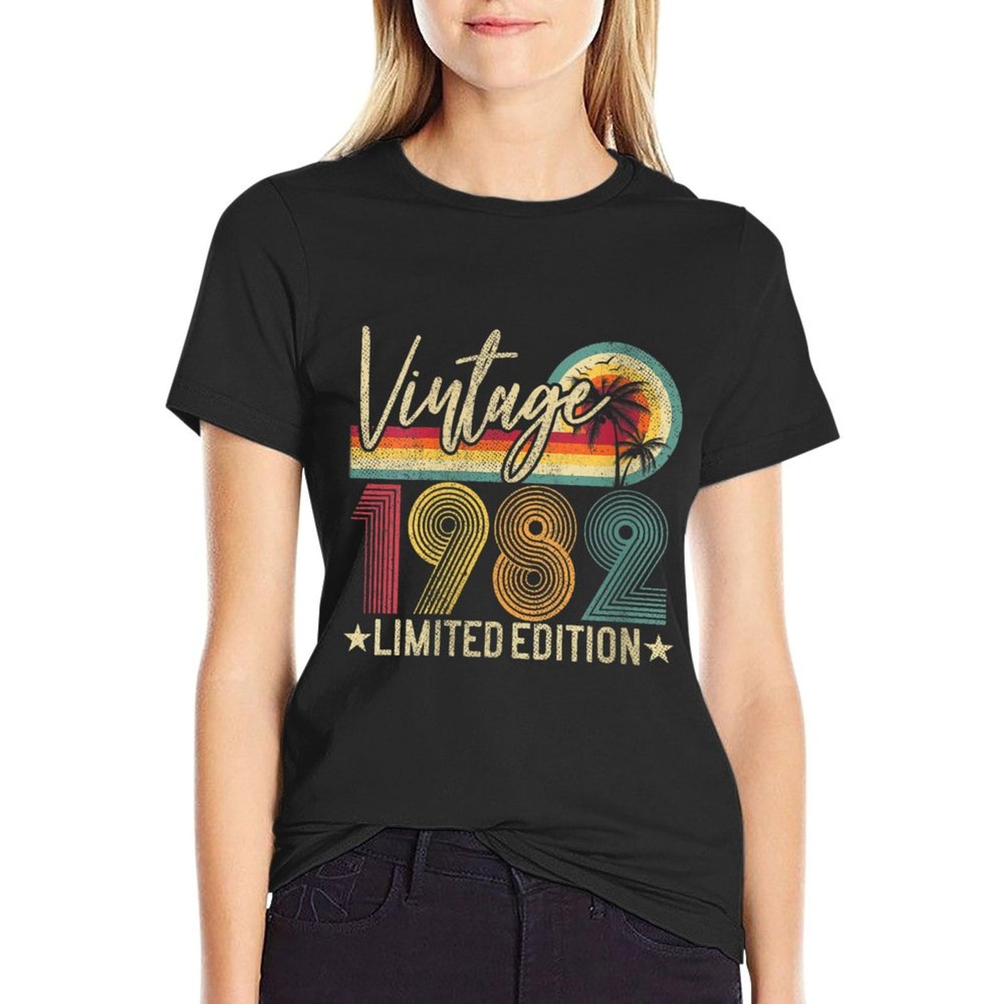 Womens Limited Edition 1982 40th Birthday Gift 40 Years Old Vintage  Odor-resistant T-Shirt
