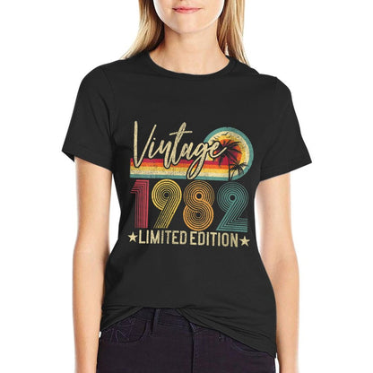 Womens Limited Edition 1982 40th Birthday Gift 40 Years Old Vintage  Odor-resistant T-Shirt