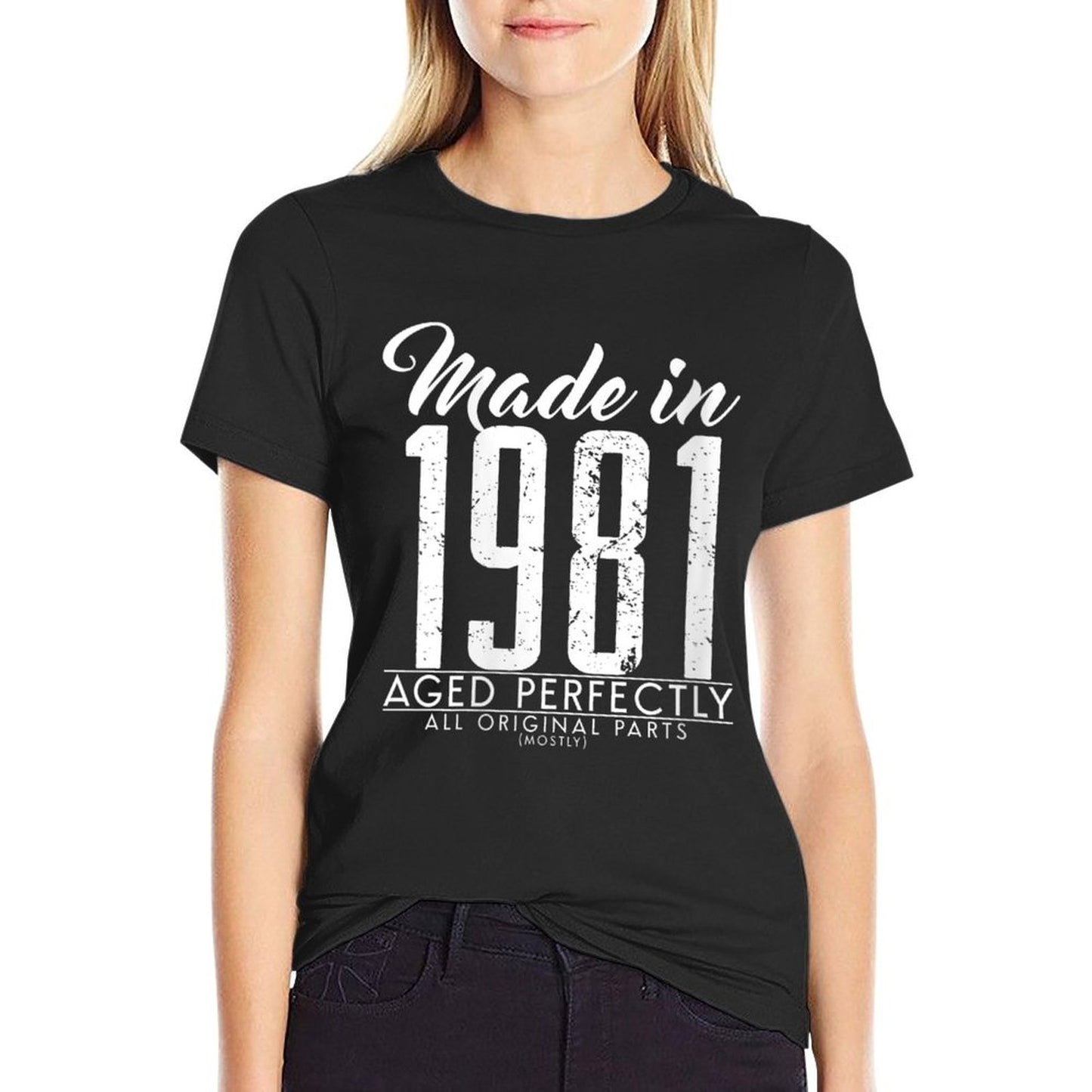 Womens 40th Birthday Made in 1981 40 Years Old  Affordable Price T-Shirt