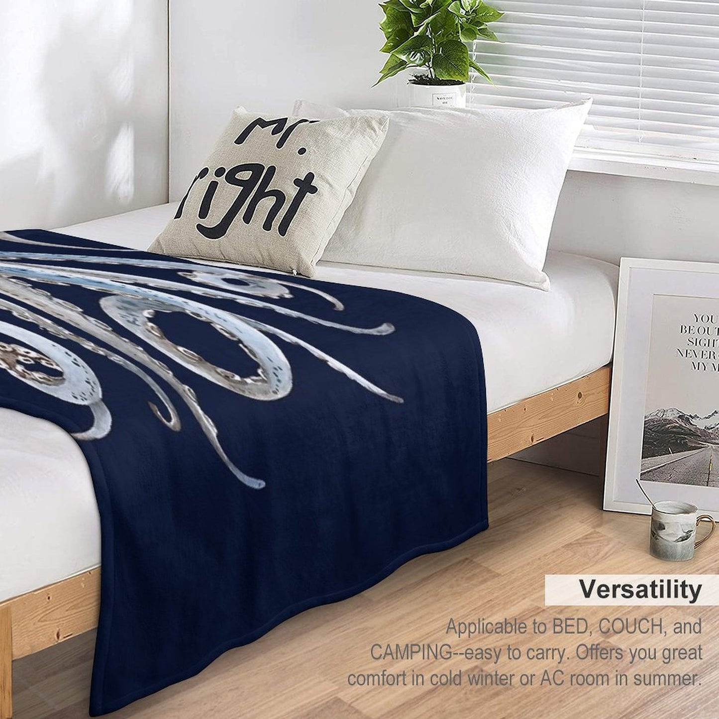 Octopus Tentaces 2 Throw Blanket