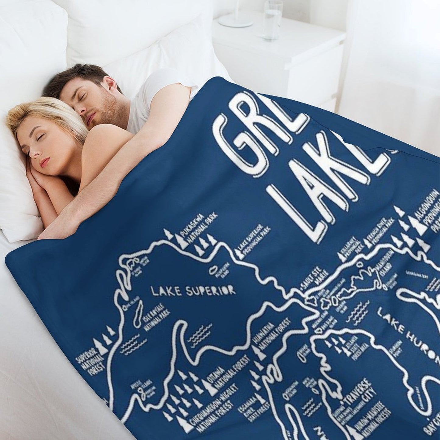 Great Lakes Map Throw Blanket