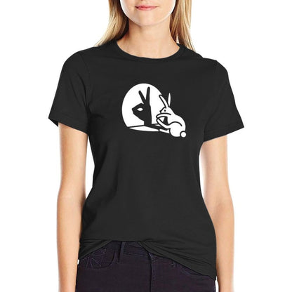 Funny Rabbit Hand Shadow Puppets Humor Pop Art  Durable T-Shirt
