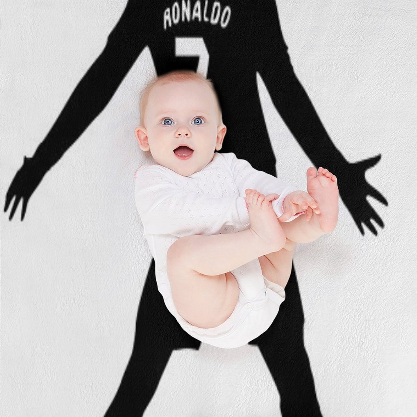 Christiano Ronaldo  CR7  Shadow Design Throw Blanket