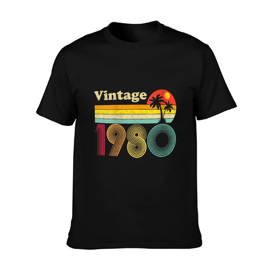 Womens 1980 40th Birthday Gift Vintage Retro Men Women 40 Years Old  Trendy Pattern T-Shirt