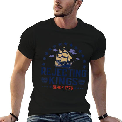 Rejecting Kings Since 1776 Vintage Patriotic No Kings  Lightweight T-Shirt