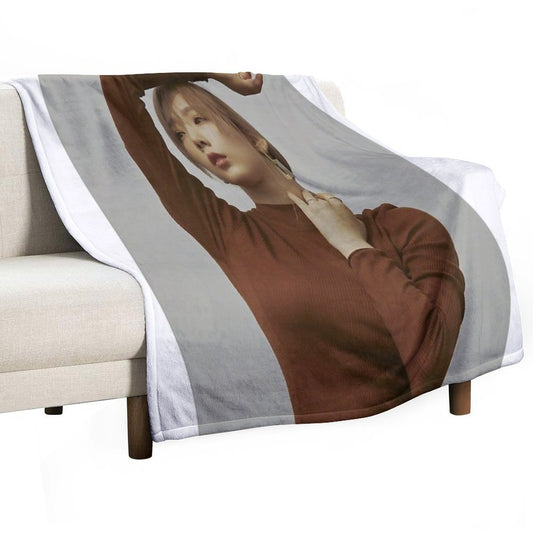 GIRLS GENERATION TAEYEON PURPOSE Throw Blanket